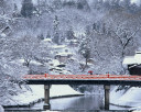 冬の雪化粧の中橋　　飛騨高山中橋冬の綺麗な紅葉